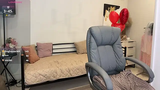 Yummy_Jane élő XXX-chatje