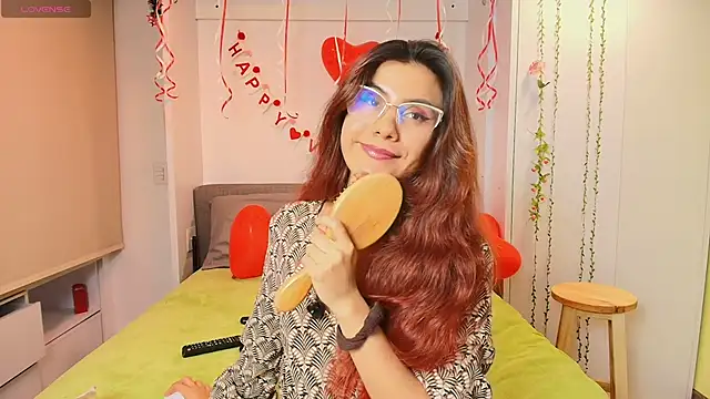 IrisRosse Adlı Modelin Canlı XXX Sohbeti