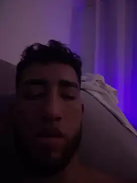 Živý XXX chat liam_bronw