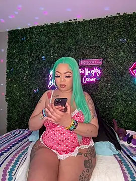 RenaThickAss webkamerás műsora