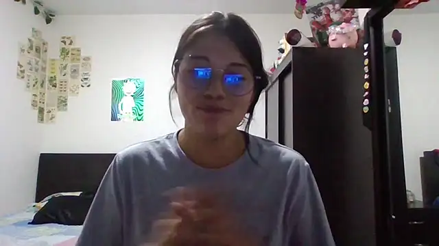 MaeganBodrey 即時 XXX 聊天