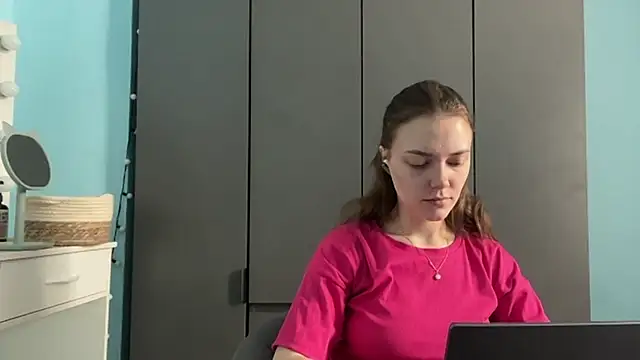 AndreeMerryman Adlı Modelin Canlı XXX Sohbeti