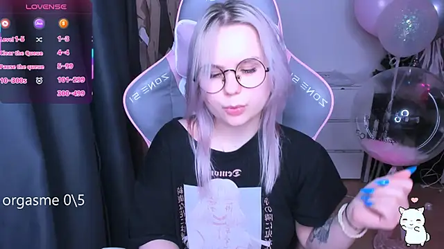 XXX chat uživo modela miray_kuriyama123