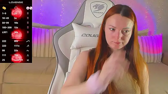 XXX chat uživo modela FlamyGold