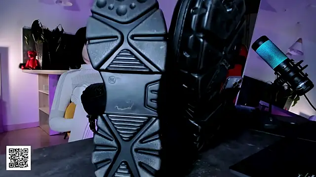 XXX chat uživo modela _Misha_Addams_