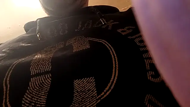 Timbojan28's Live XXX Chat