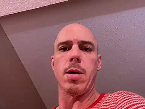 Show modela Mac_ThunderCock na web-kameri