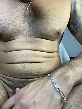 LucasJewely Show Webcam