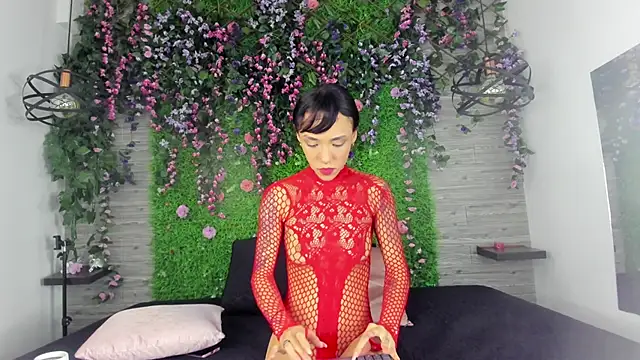 CharlotteKravizz live XXX chat