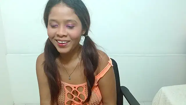 Živý XXX chat Kalia_Sinelle