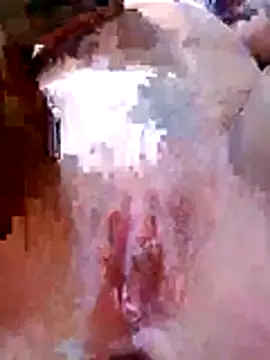 Serahdt Show in webcam