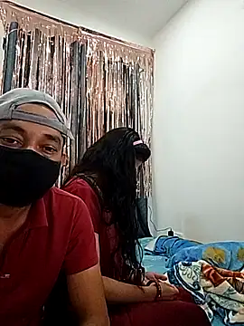 Sikha_Abhi Adlı Modelin Canlı XXX Sohbeti