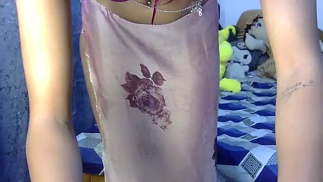 โชว์เว็บแคมของ lola-__