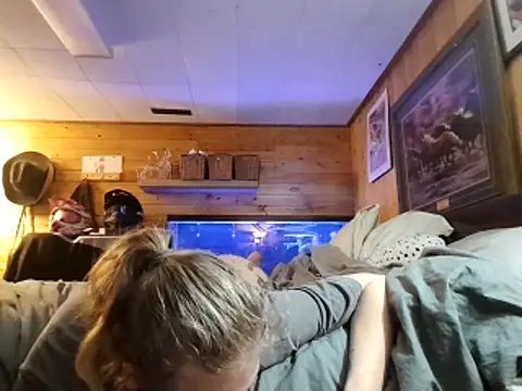 Ryan_and_Aurora élő XXX-chatje