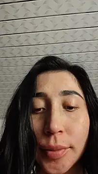 Elowyn Adlı Modelin Canlı XXX Sohbeti