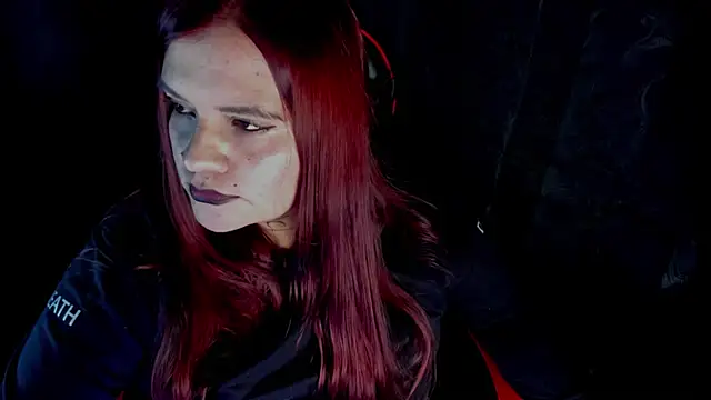 Chat +18 de Moon_Dark520 ao vivo