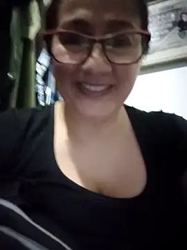 Aisha_manzur Chat XXX in diretta