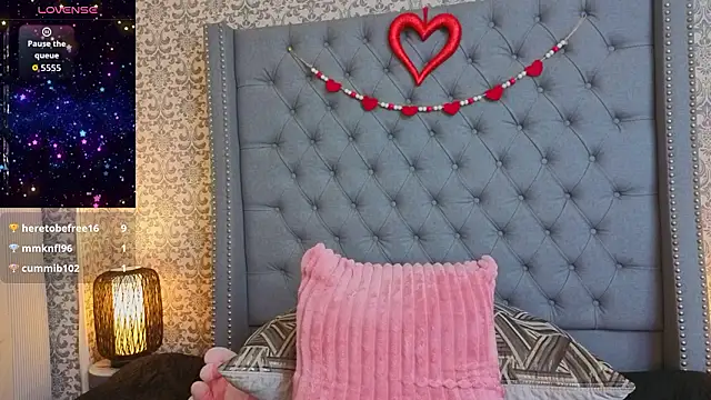 Abby_roussee Adlı Modelin Canlı XXX Sohbeti