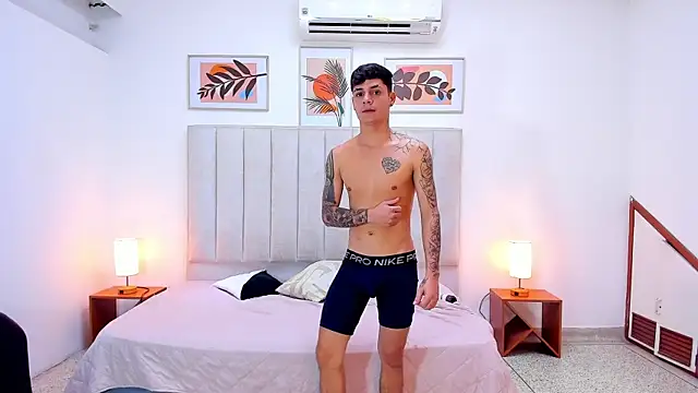 Chat +18 de Couple_HotW ao vivo