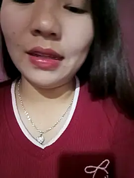 -Lanaa-n Live XXX chat