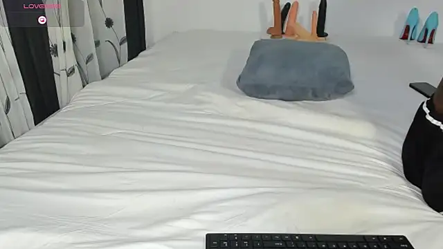 CREAMY_BUBBLEGUMn Live XXX chat