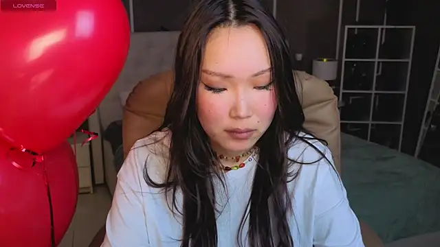 ElinaMotionのライブXXXチャット