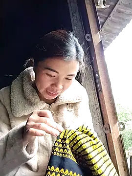 omai-ngotのライブXXXチャット