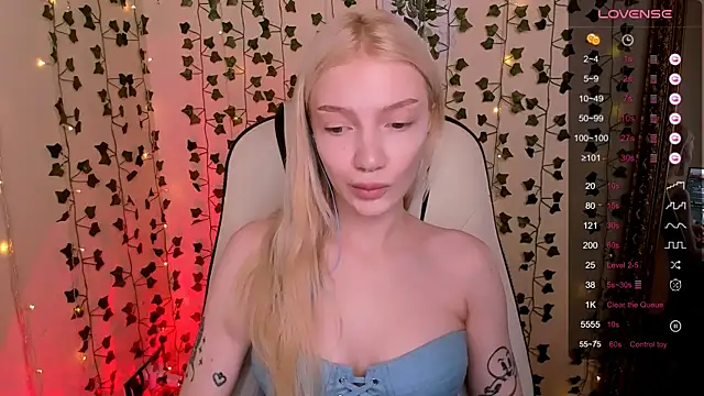 AnyaTaylor_ Live XXX-chat