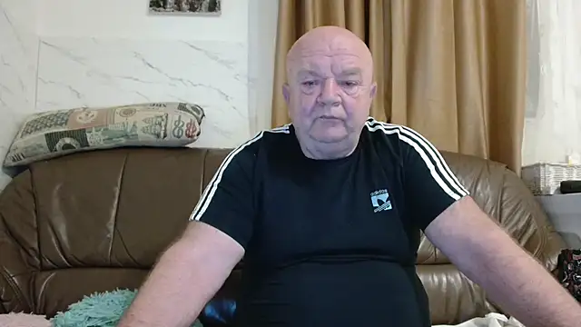 fullballs6 élő XXX-chatje