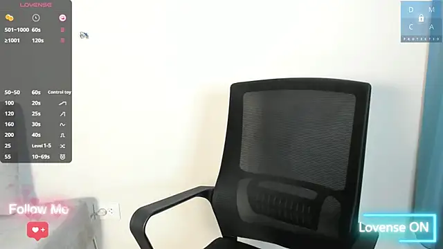 MinaDiamonddのウェブカメラショー