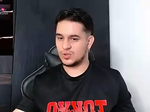 Chatroom XXX en direct de colin_lewis1