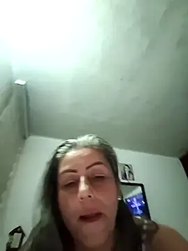 maynor_1998: διαδικτυακό σόου στην κάμερα