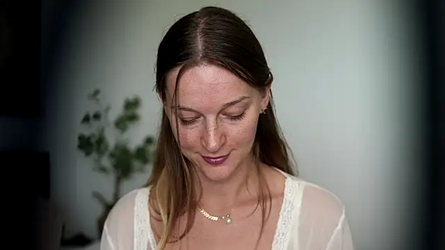 Special___ Adlı Modelin Canlı XXX Sohbeti