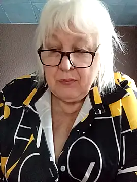 Alexia64231's Webcam Show