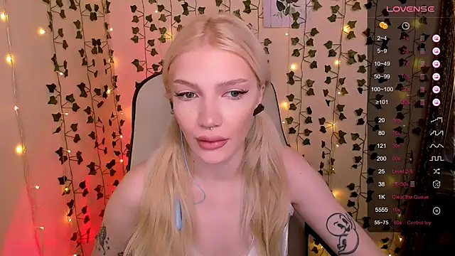 AnyaTaylor_ Live XXX-chat