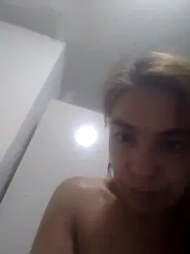 mari657 élő XXX-chatje