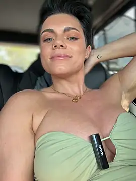 LukeLouHarvey Adlı Modelin Canlı XXX Sohbeti