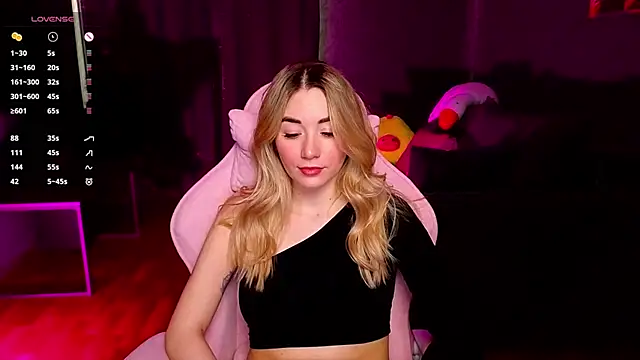 Chat +18 de Rosie_Mac ao vivo