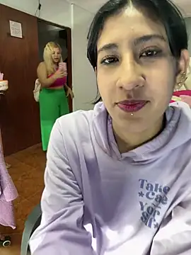 Violet_rousse7n Webbikameraesitys