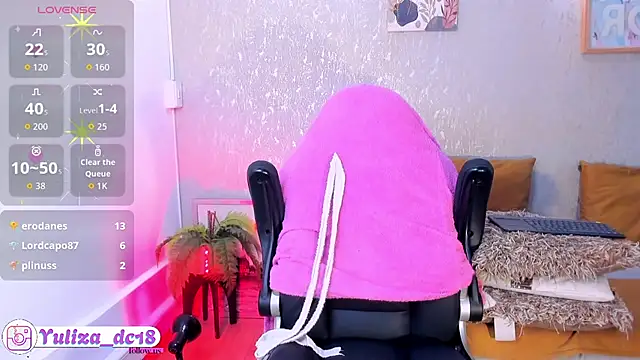 Luxury_Woman Adlı Modelin Canlı XXX Sohbeti