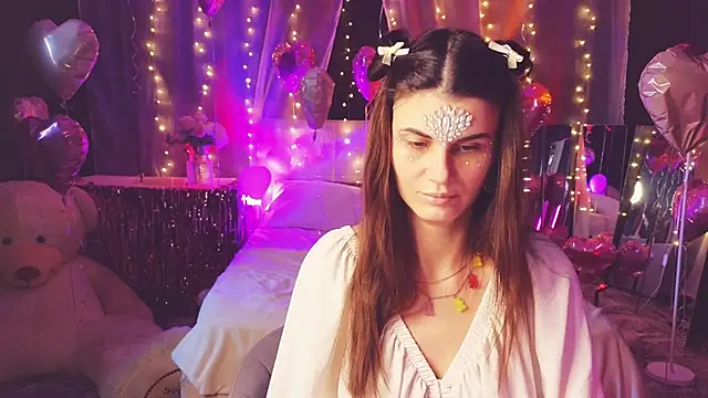 EmilyReal Adlı Modelin Canlı XXX Sohbeti