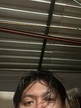 santyhotbi élő XXX-chatje