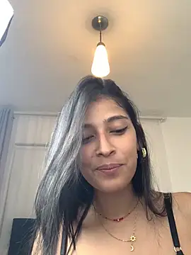 BrigitteVons: онлайн-секс-чат