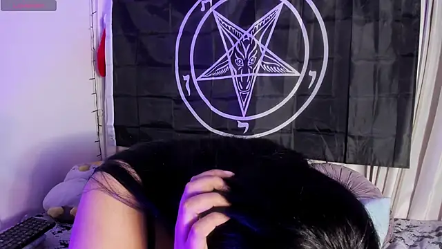 Онлайн чат XXX Lilith_Zenith_