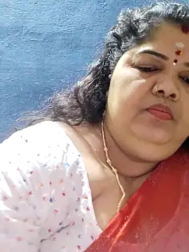 tamilthanushri Live XXX Chat