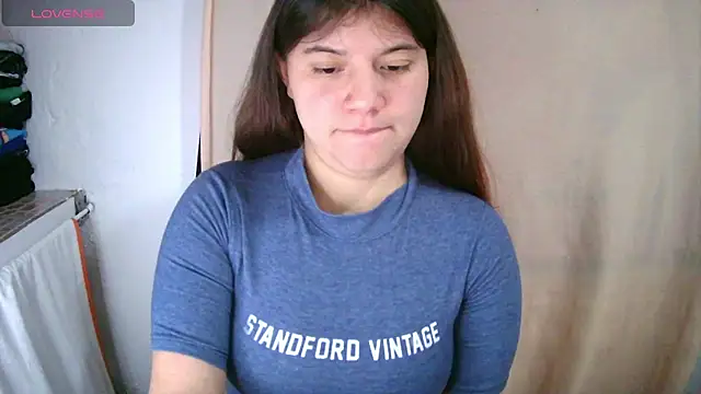 lynieh- Chat XXX live