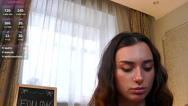 Živý XXX chat MinnaShummon