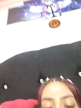 Chat +18 de Valery-Housthon ao vivo