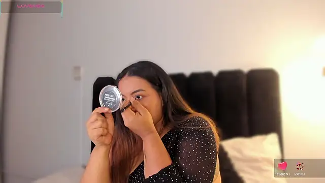 Chatroom XXX en direct de Amaranoir-