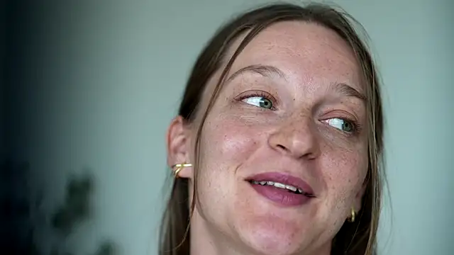 Special___ Adlı Modelin Canlı XXX Sohbeti